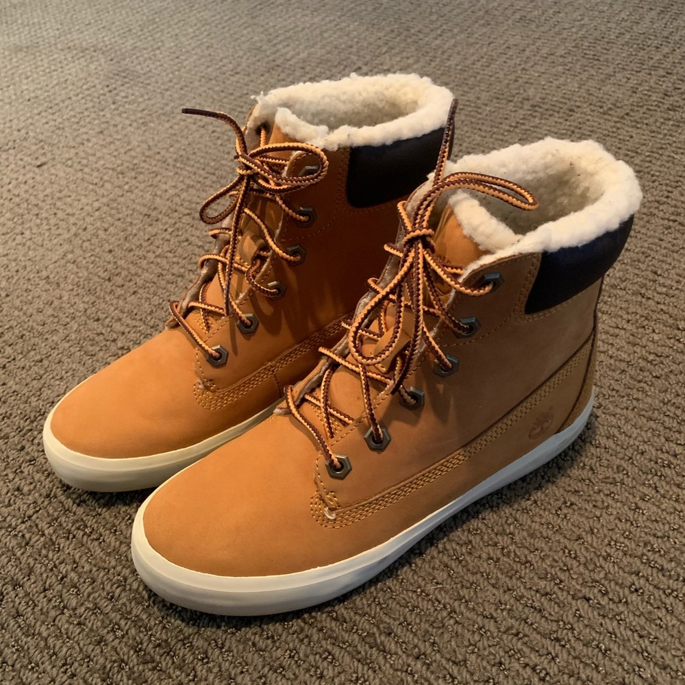 Timberland fleece panel boot